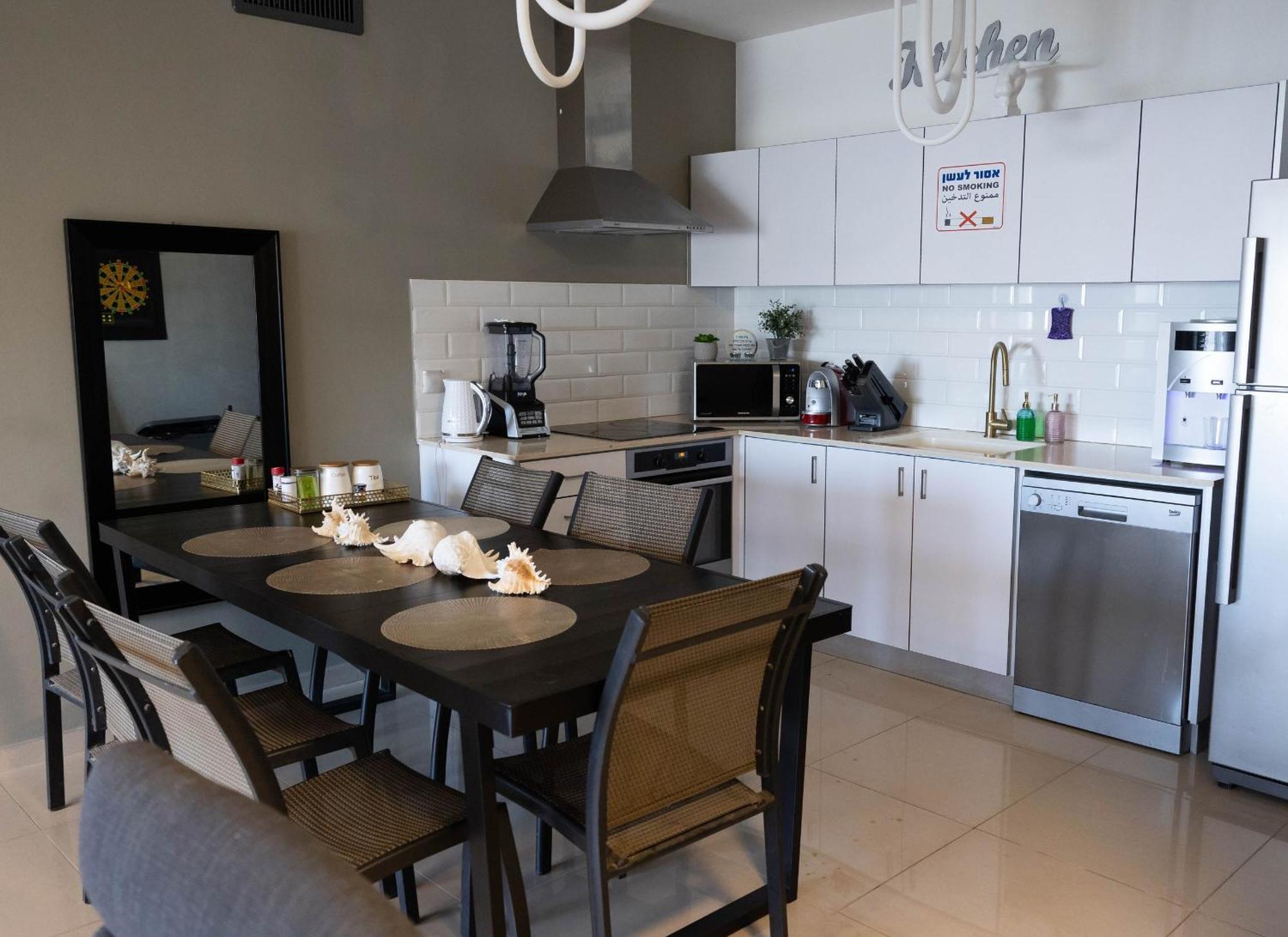 Fisharent Luxury Royal Park Suites Ейлат Екстер'єр фото